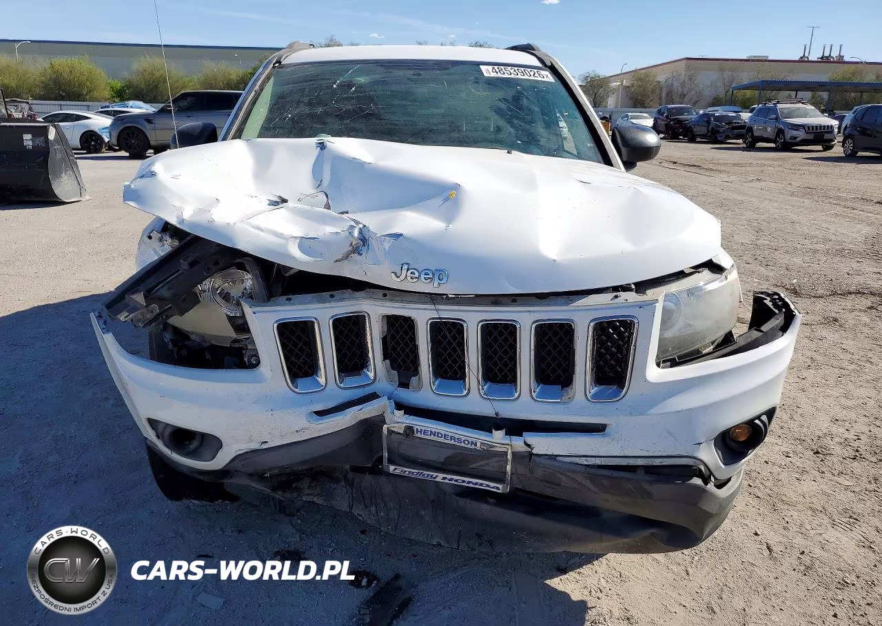 2015 Jeep Compass Sport VIN:1C4NJCBAXFD436897 - 5