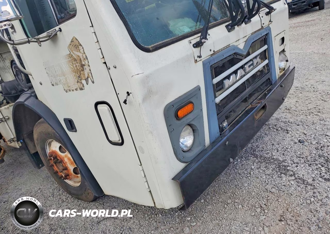 2015 Mack 600 Leu600 VIN:1M2AU04C0FM009503 - 9