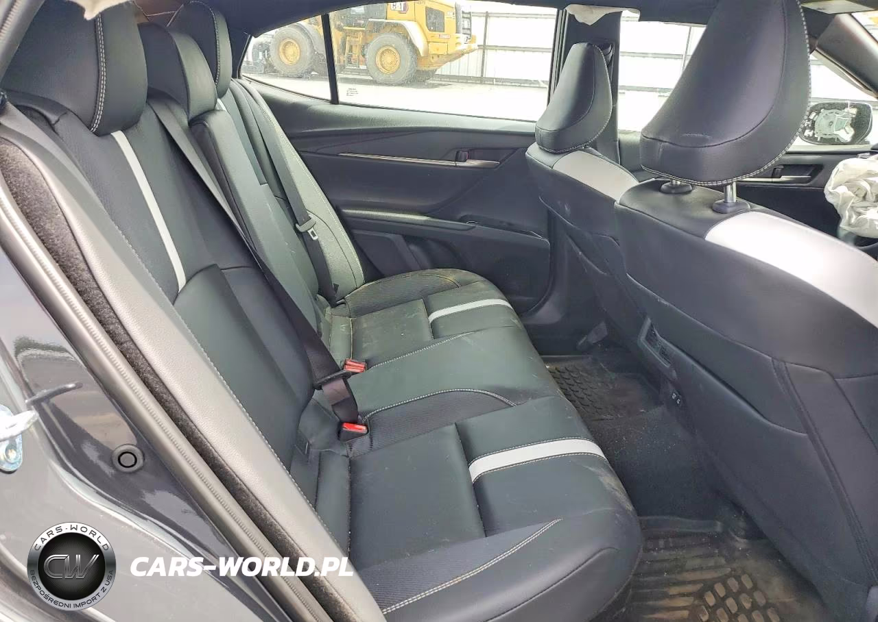 2026 Toyota Camry Se VIN:4T1DAACK7TU234095 - 10