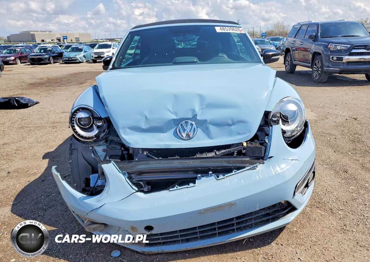 2015 Volkswagen Beetle R-Line VIN:3VW7T7AT1FM801871 - 5
