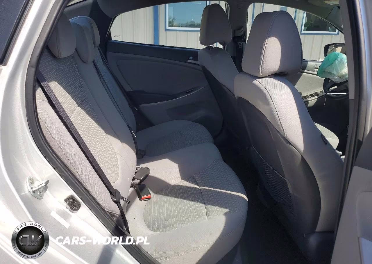 2015 Hyundai Accent Gls VIN:KMHCT4AEXFU800582 - 10