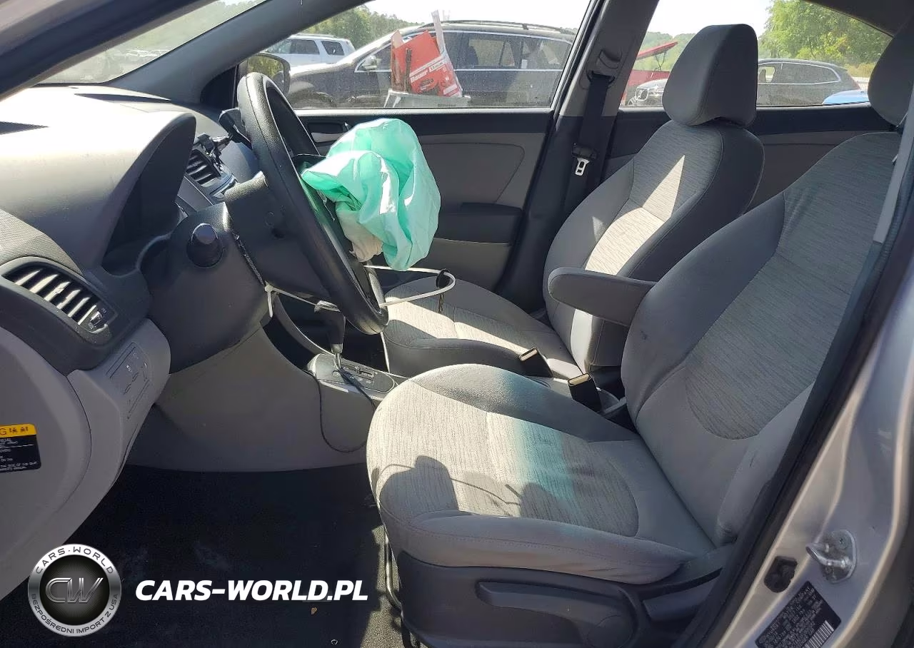 2015 Hyundai Accent Gls VIN:KMHCT4AEXFU800582 - 7