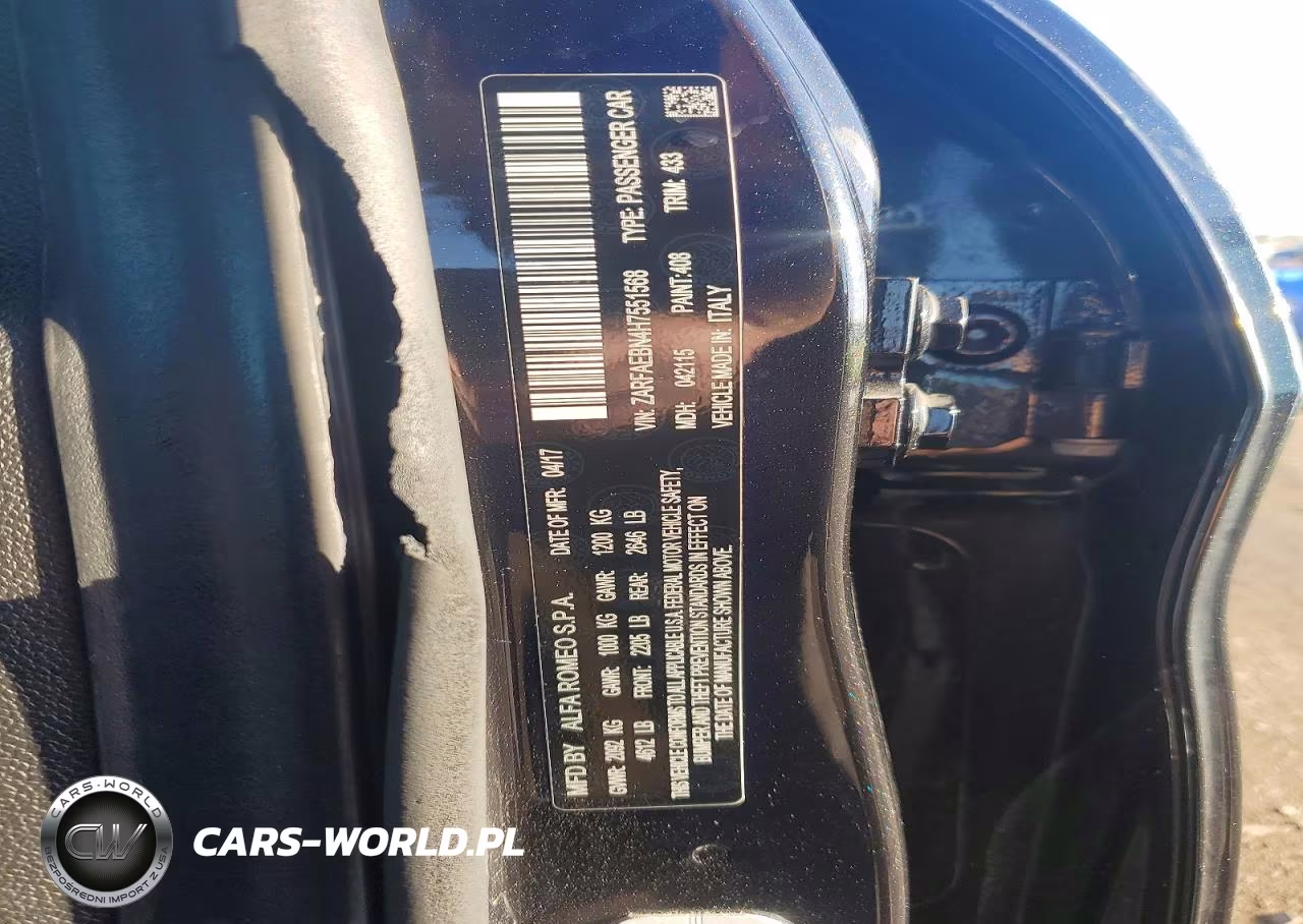 2017 Alfa Romeo Giulia VIN:ZARFAEBN4H7551568 - 12