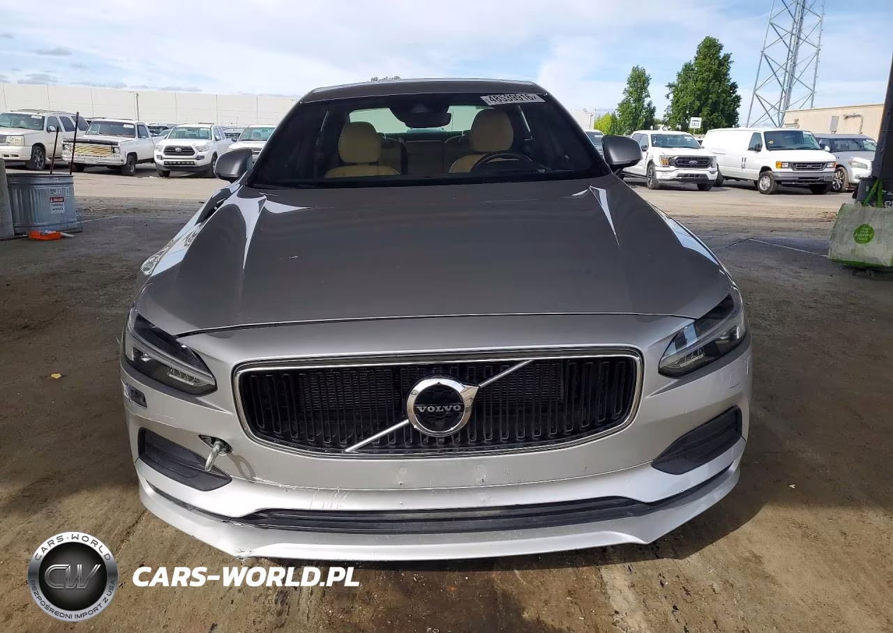 2018 Volvo S90 T5 Momentum VIN:LVY102AK4JP056251 - 5