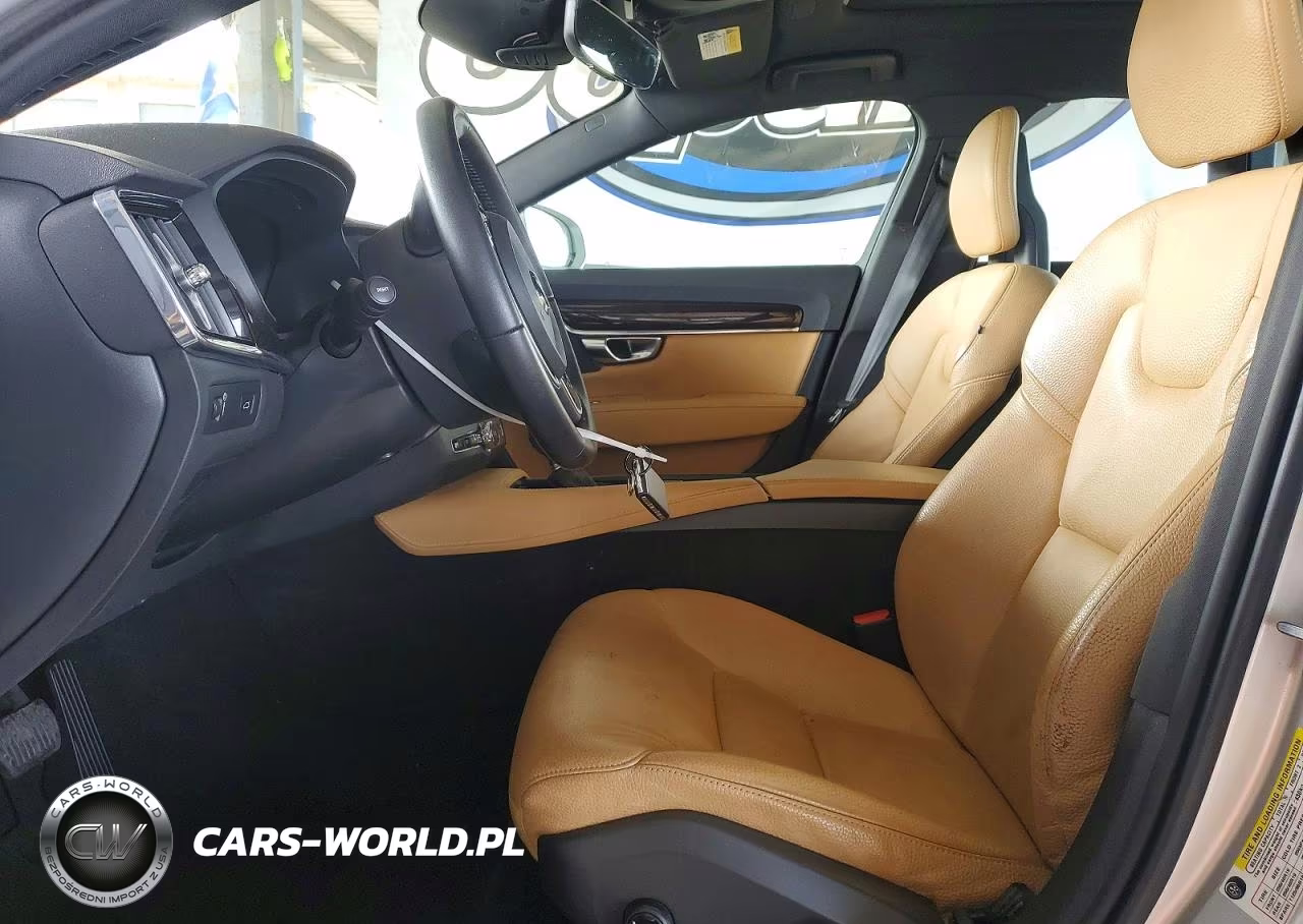2018 Volvo S90 T5 Momentum VIN:LVY102AK4JP056251 - 7