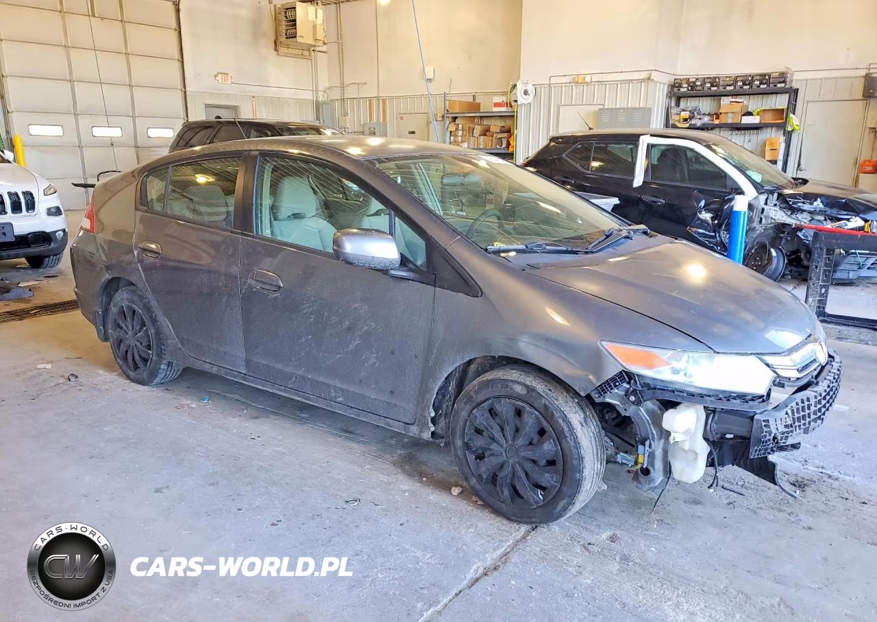 2013 Honda Insight VIN:JHMZE2H3XDS005265 - 4