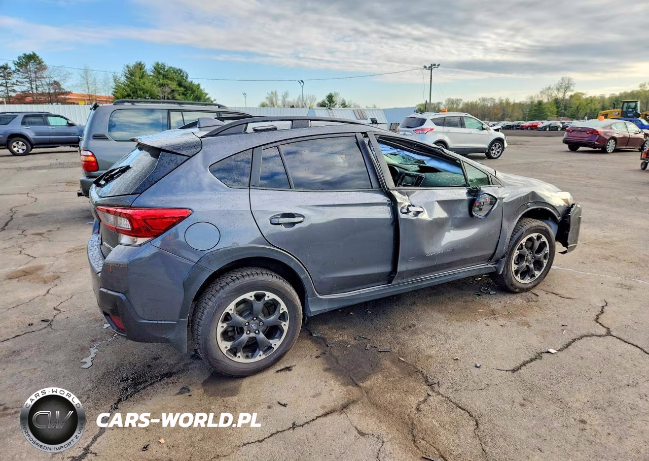2021 Subaru Crosstrek Premium VIN:JF2GTAPCXM8367587 - 3