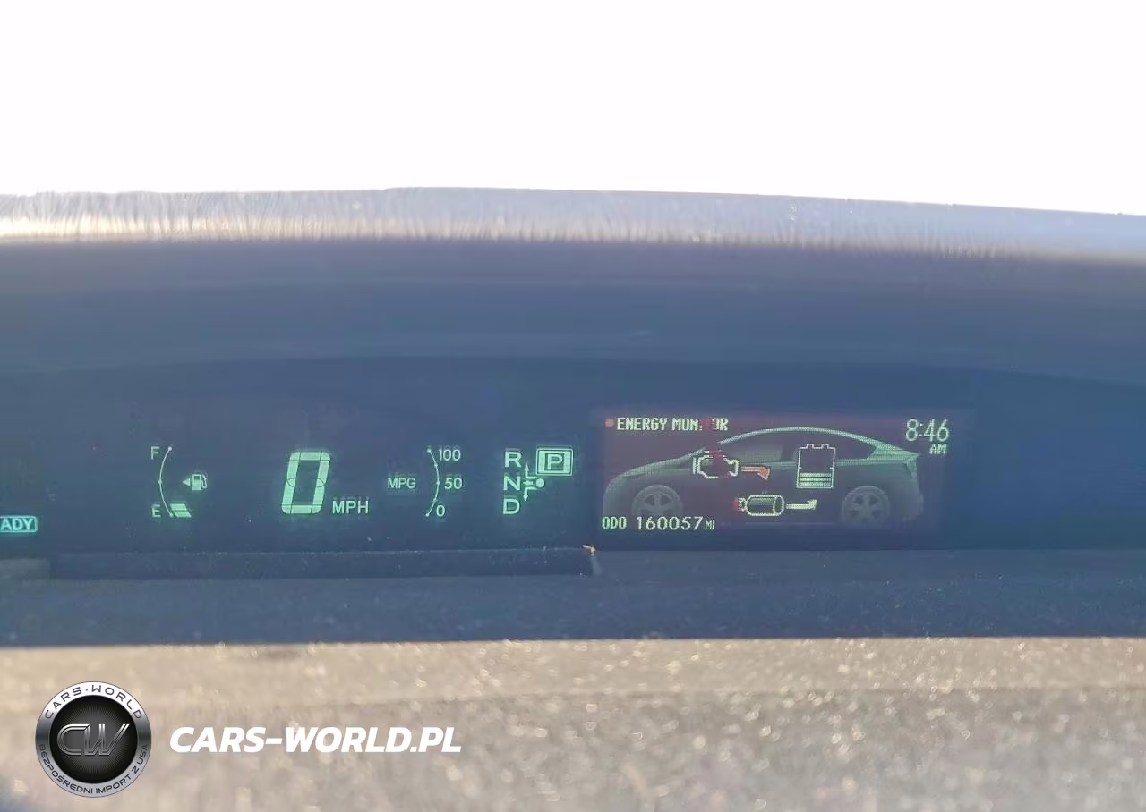 2013 Toyota Prius Two VIN:JTDKN3DU5D5635023 - 9