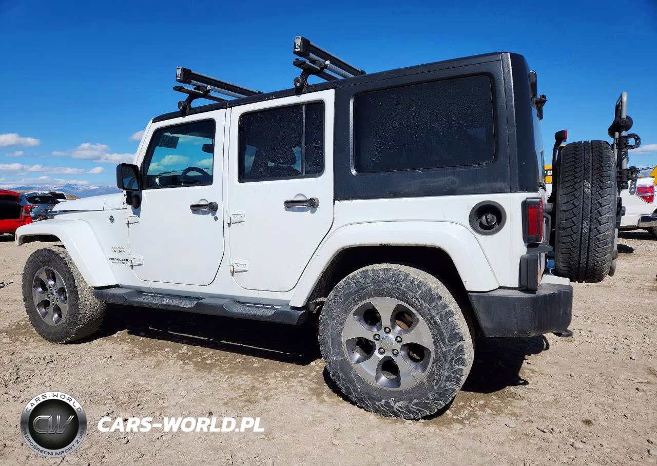2016 Jeep Wrangler Unlimited Sahara VIN:1C4BJWEG2GL262108 - 2