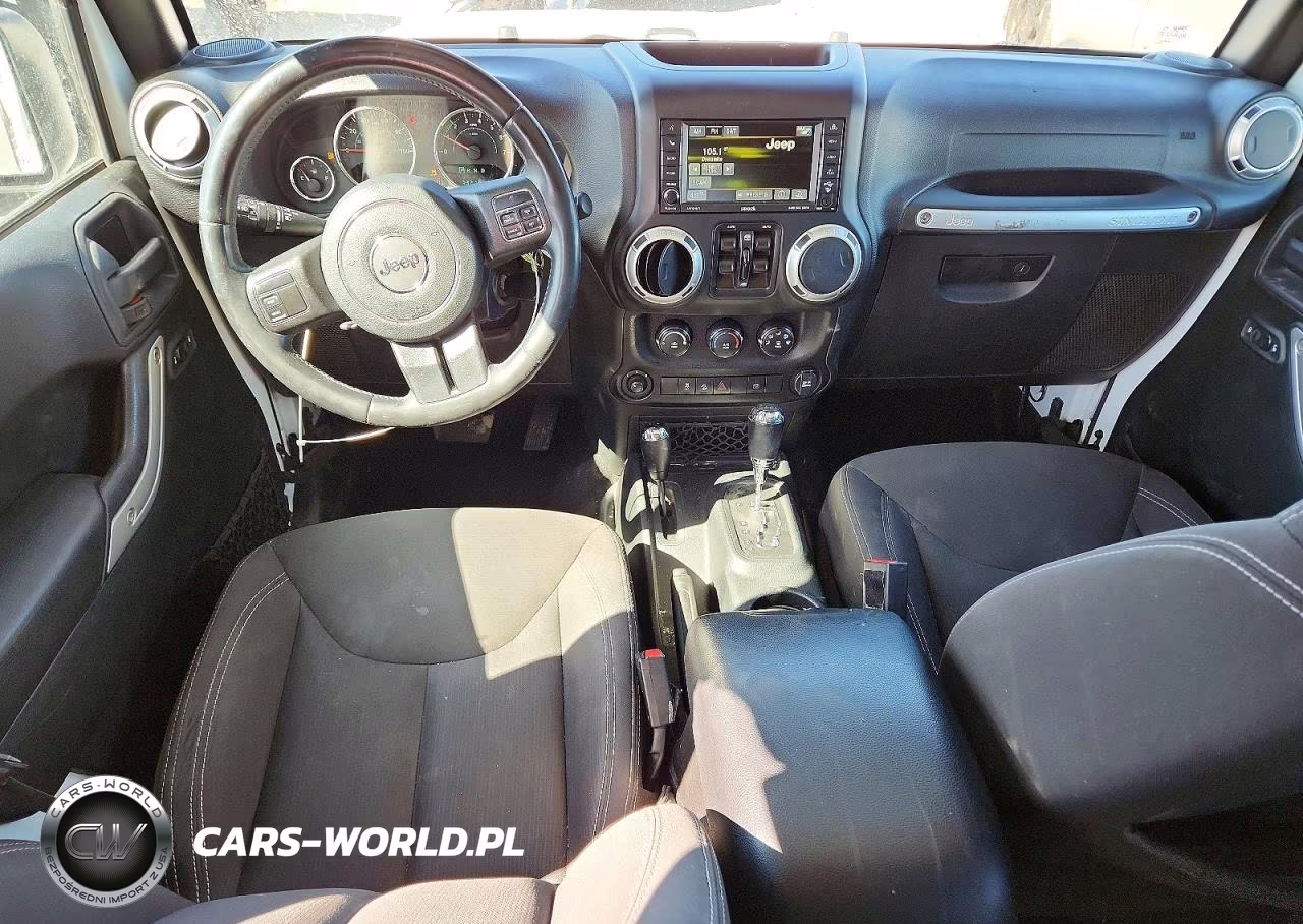 2016 Jeep Wrangler Unlimited Sahara VIN:1C4BJWEG2GL262108 - 8