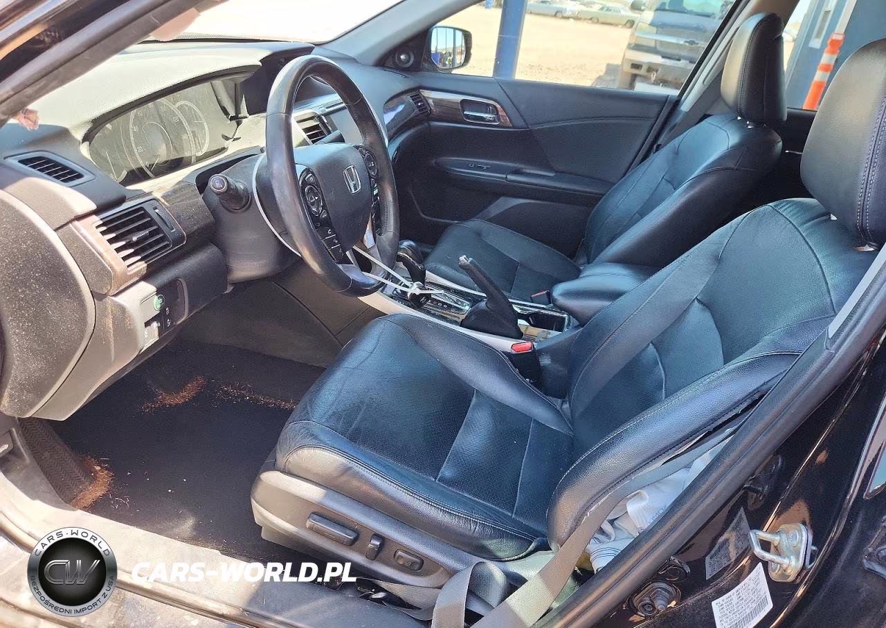 2016 Honda Accord Touring VIN:1HGCR3F90GA020216 - 7