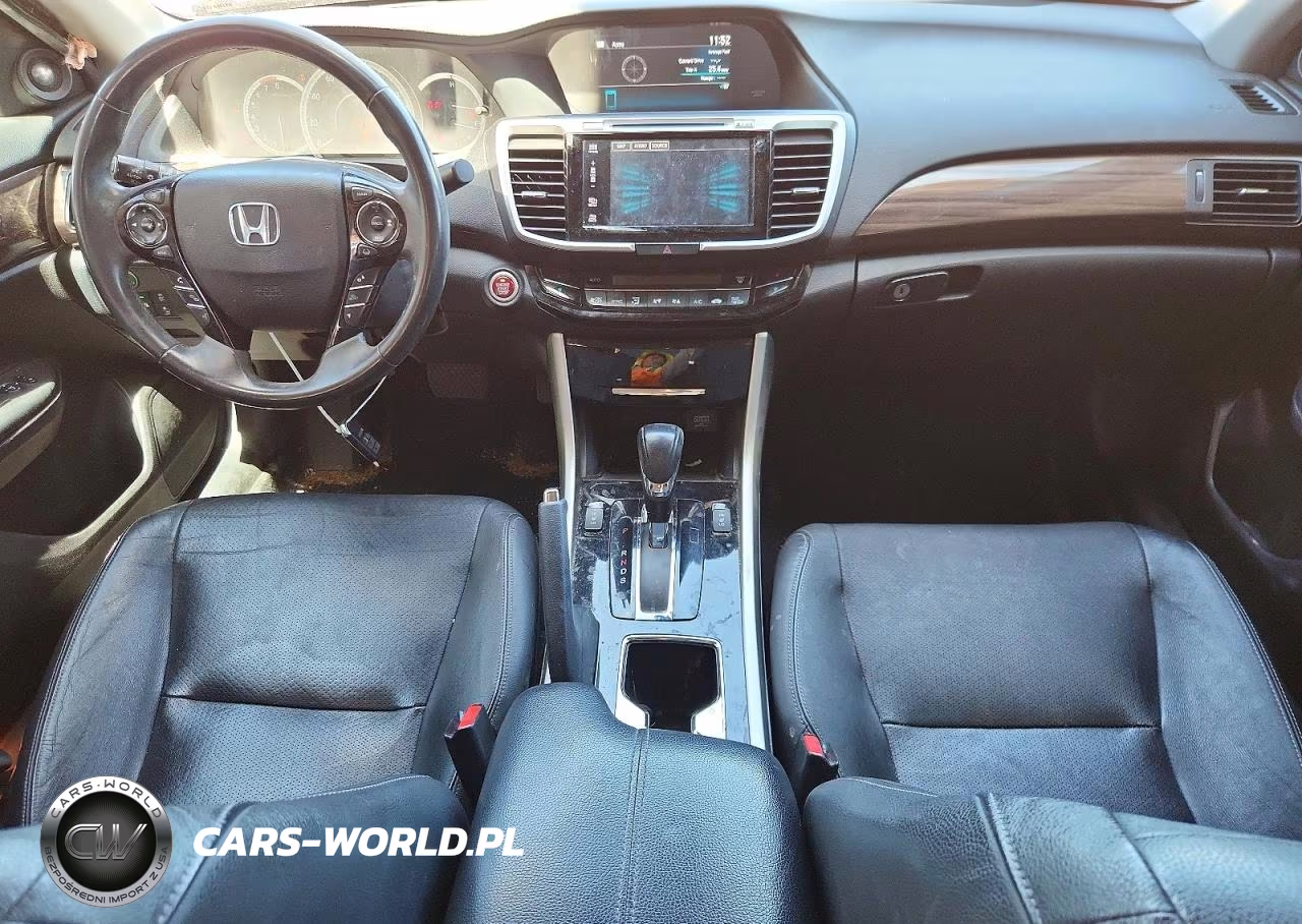 2016 Honda Accord Touring VIN:1HGCR3F90GA020216 - 8