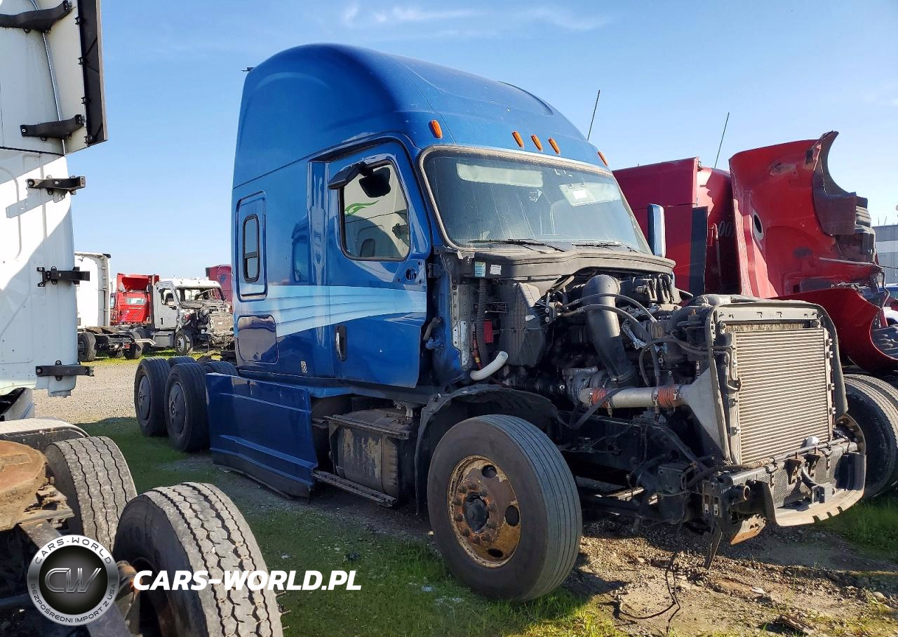 2020 Freightliner Cascadia 126