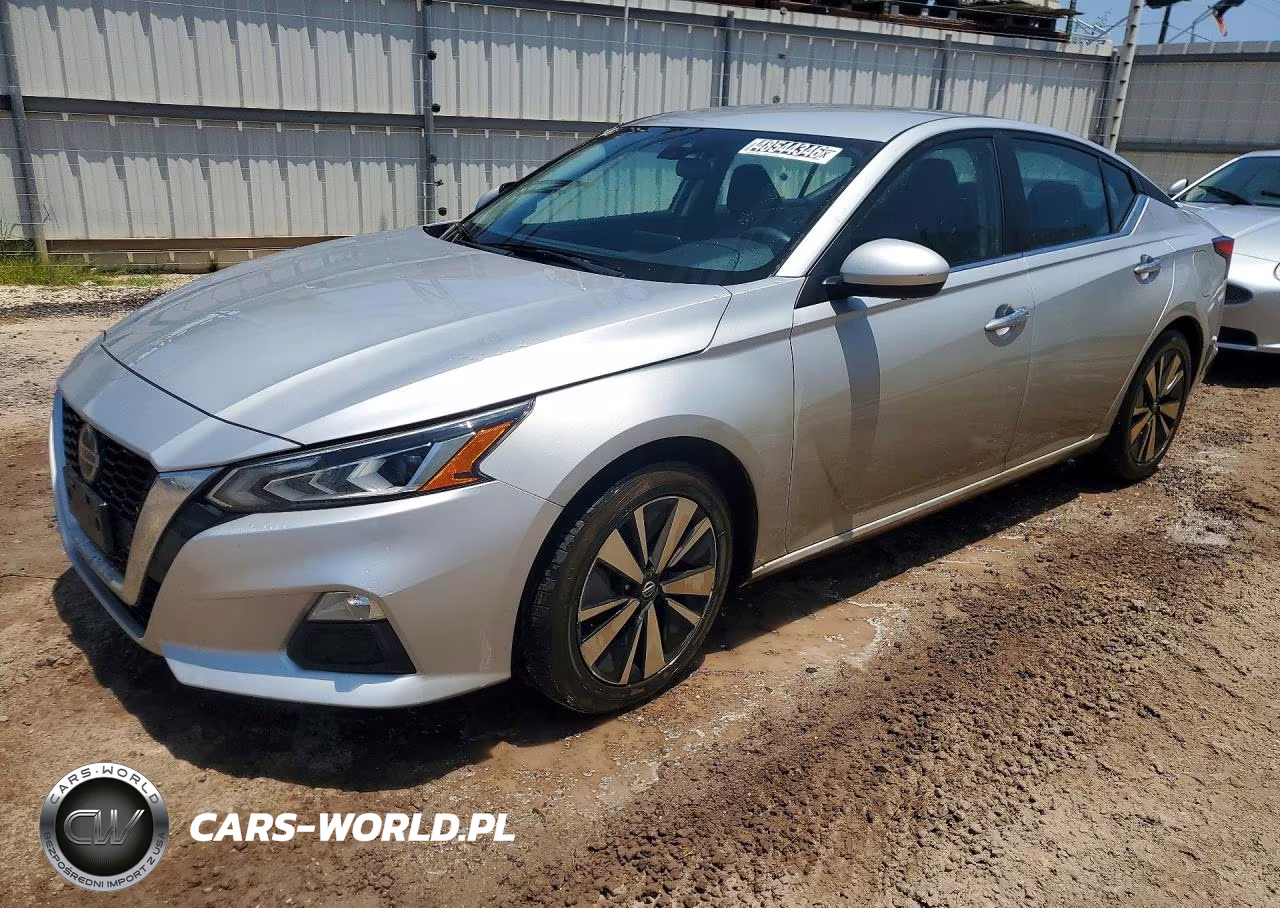 2021 Nissan Altima Sv