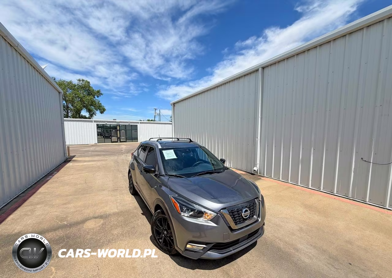 2020 Nissan Kicks Sr
