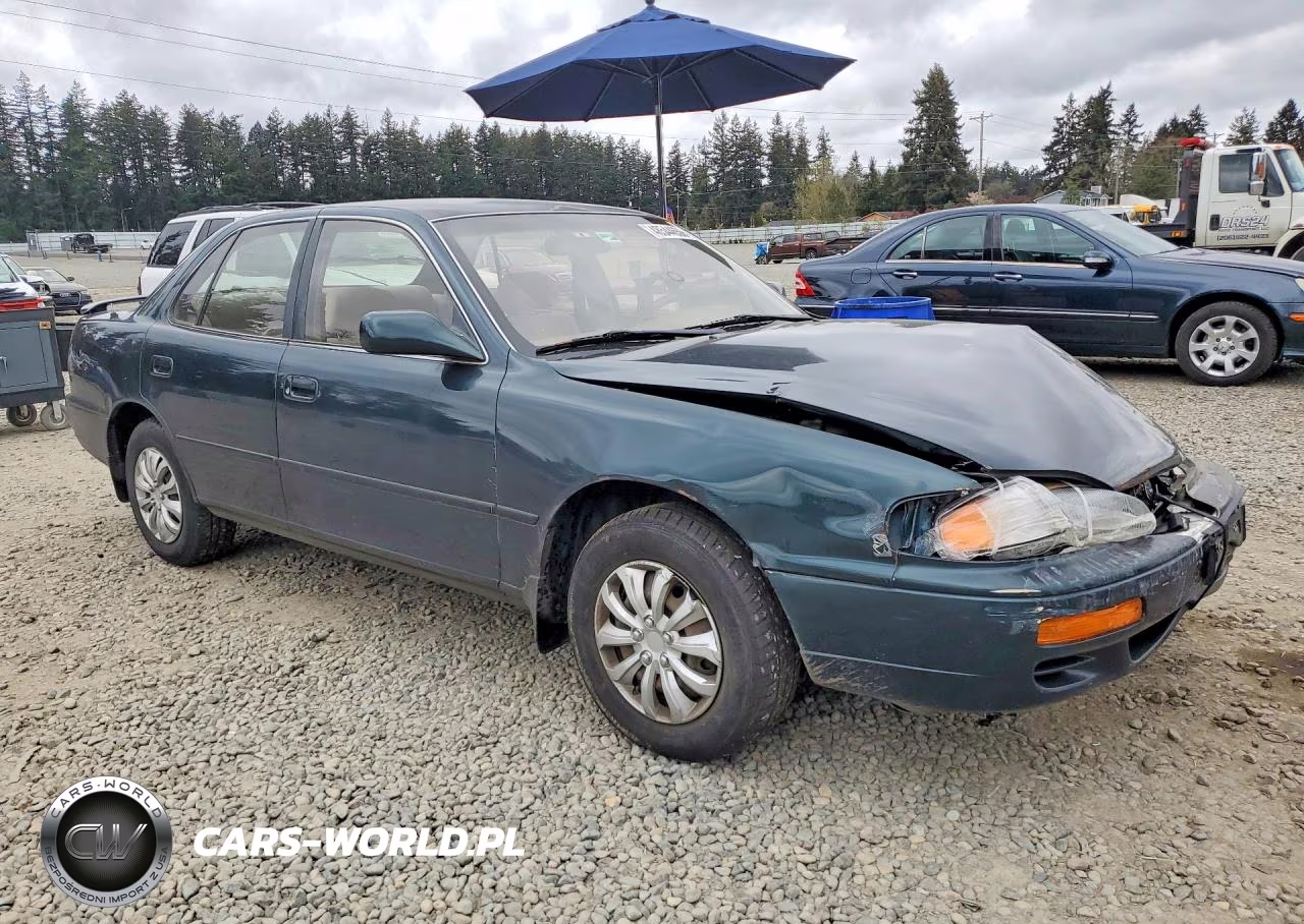 1995 Toyota Camry Le VIN:JT2SK12E1S0319744 - 4