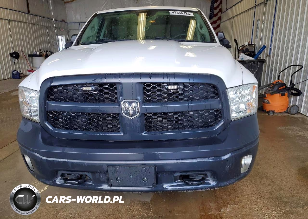 2023 Ram 1500 Classic Tradesman VIN:1C6RR7FG7PS531941 - 5