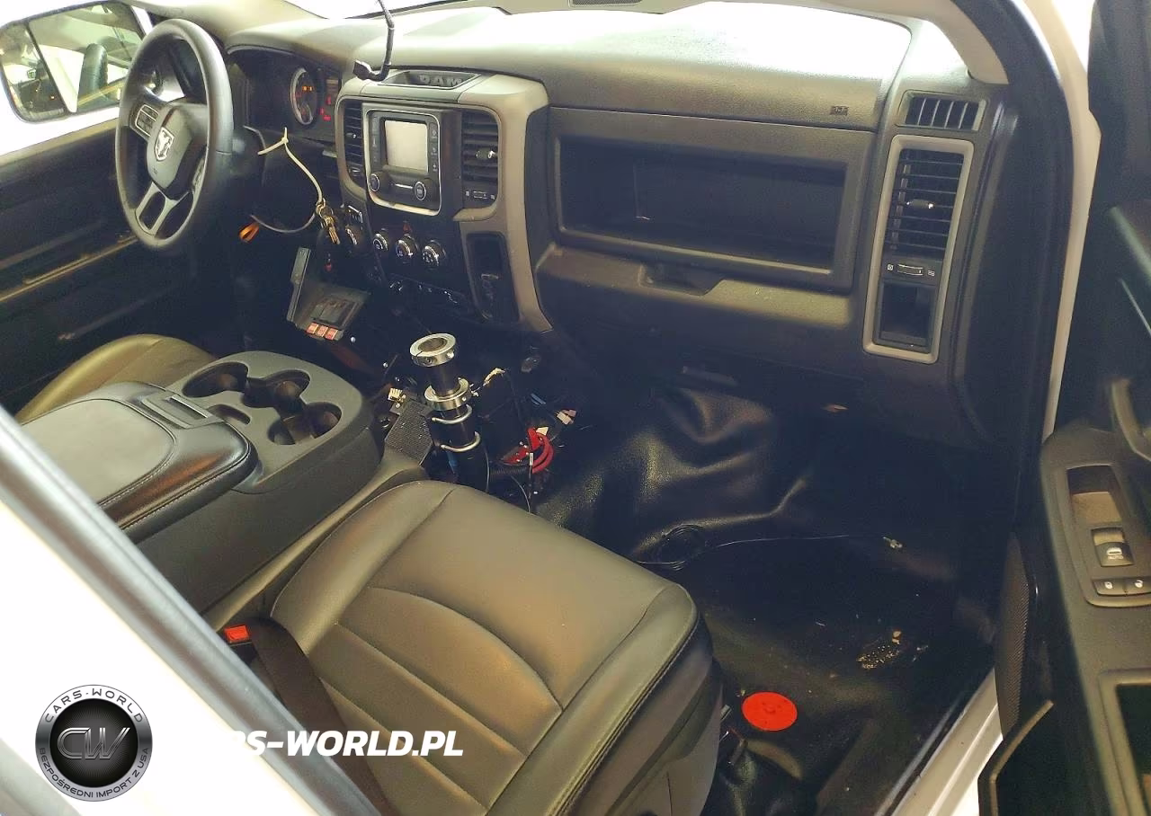 2023 Ram 1500 Classic Tradesman VIN:1C6RR7FG7PS531941 - 8