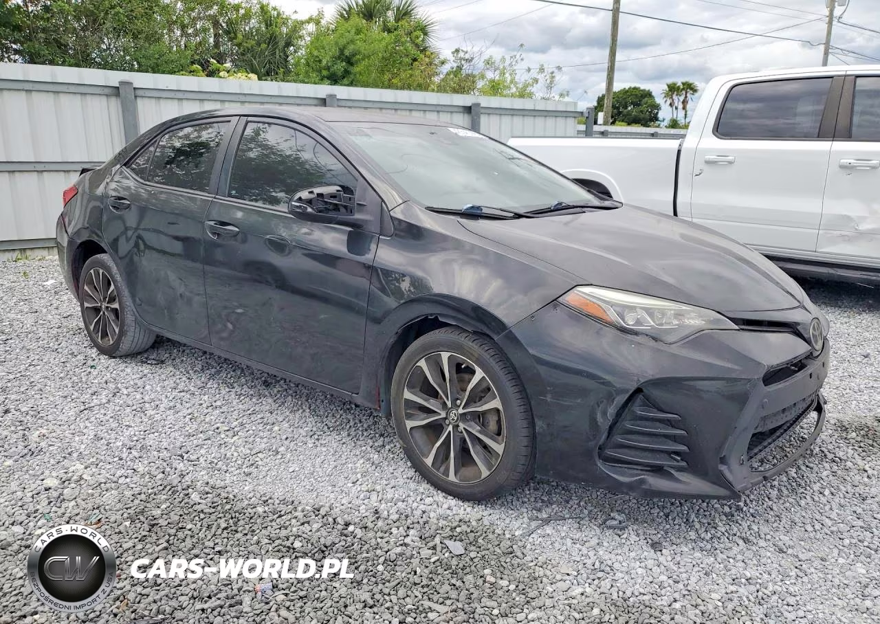 2017 Toyota Corolla Se VIN:2T1BURHE5HC876646 - 4