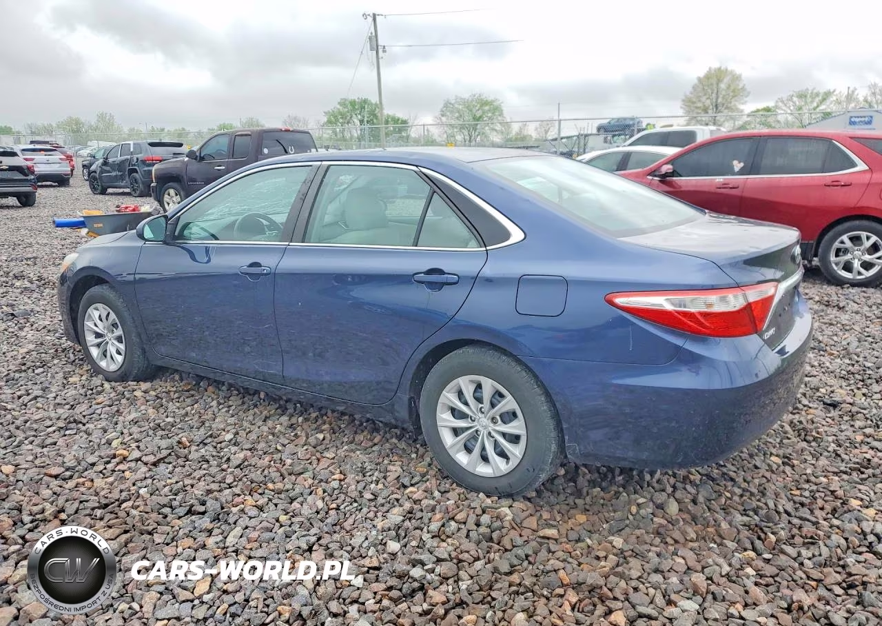 2015 Toyota Camry Le VIN:4T4BF1FK7FR484015 - 2