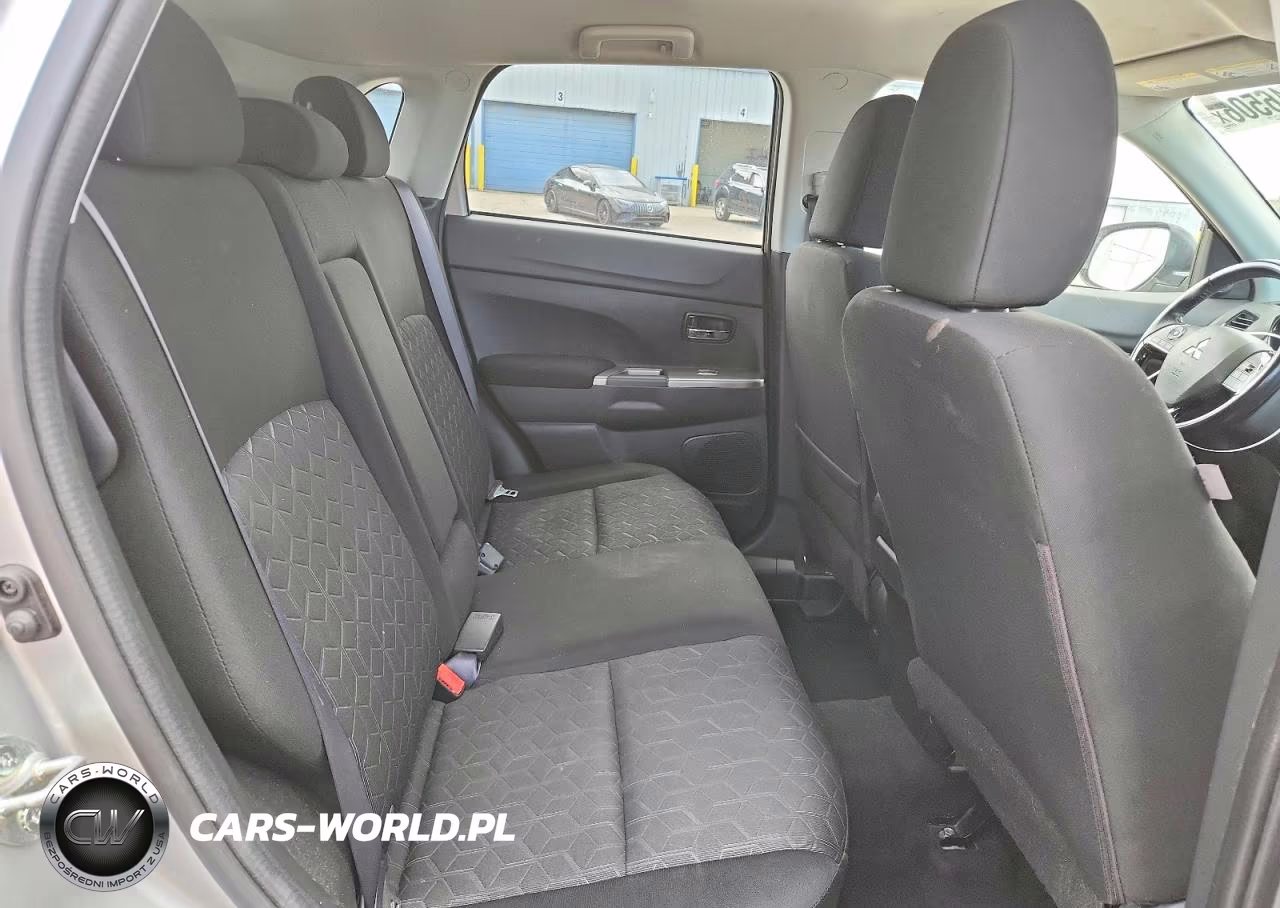 2021 Mitsubishi Outlander Sport Es VIN:JA4ARUAU4MU011045 - 11
