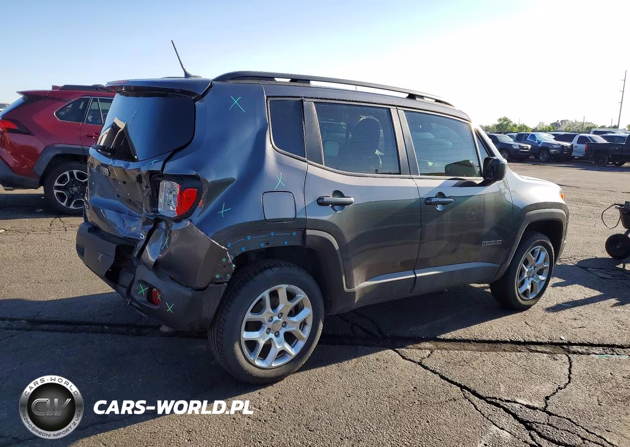 2017 Jeep Renegade Latitude VIN:ZACCJBBB4HPE81641 - 3