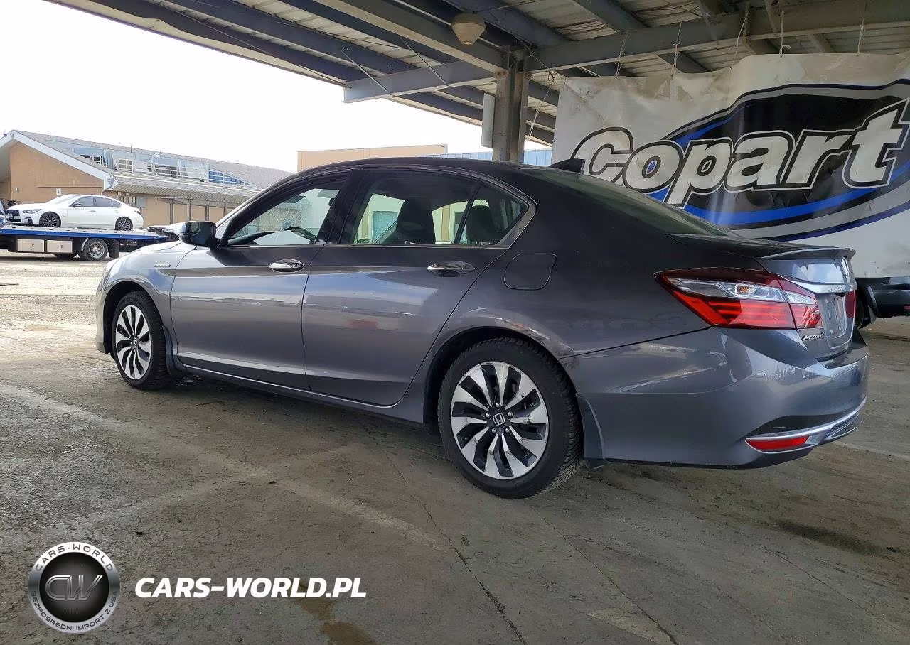 2017 Honda Accord VIN:JHMCR6F30HC016103 - 2