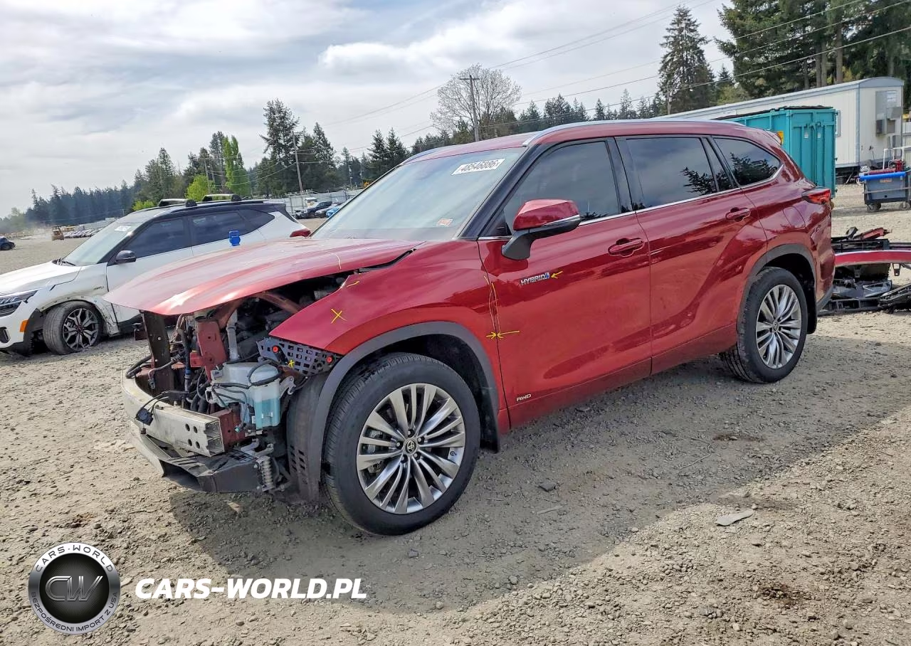 2021 Toyota Highlander Hybrid Platinum