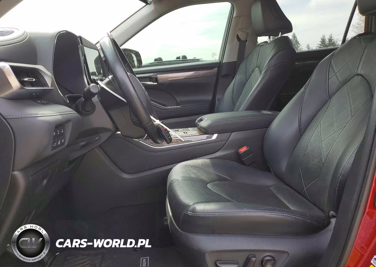 2021 Toyota Highlander Hybrid Platinum VIN:5TDEBRCH1MS024560 - 7
