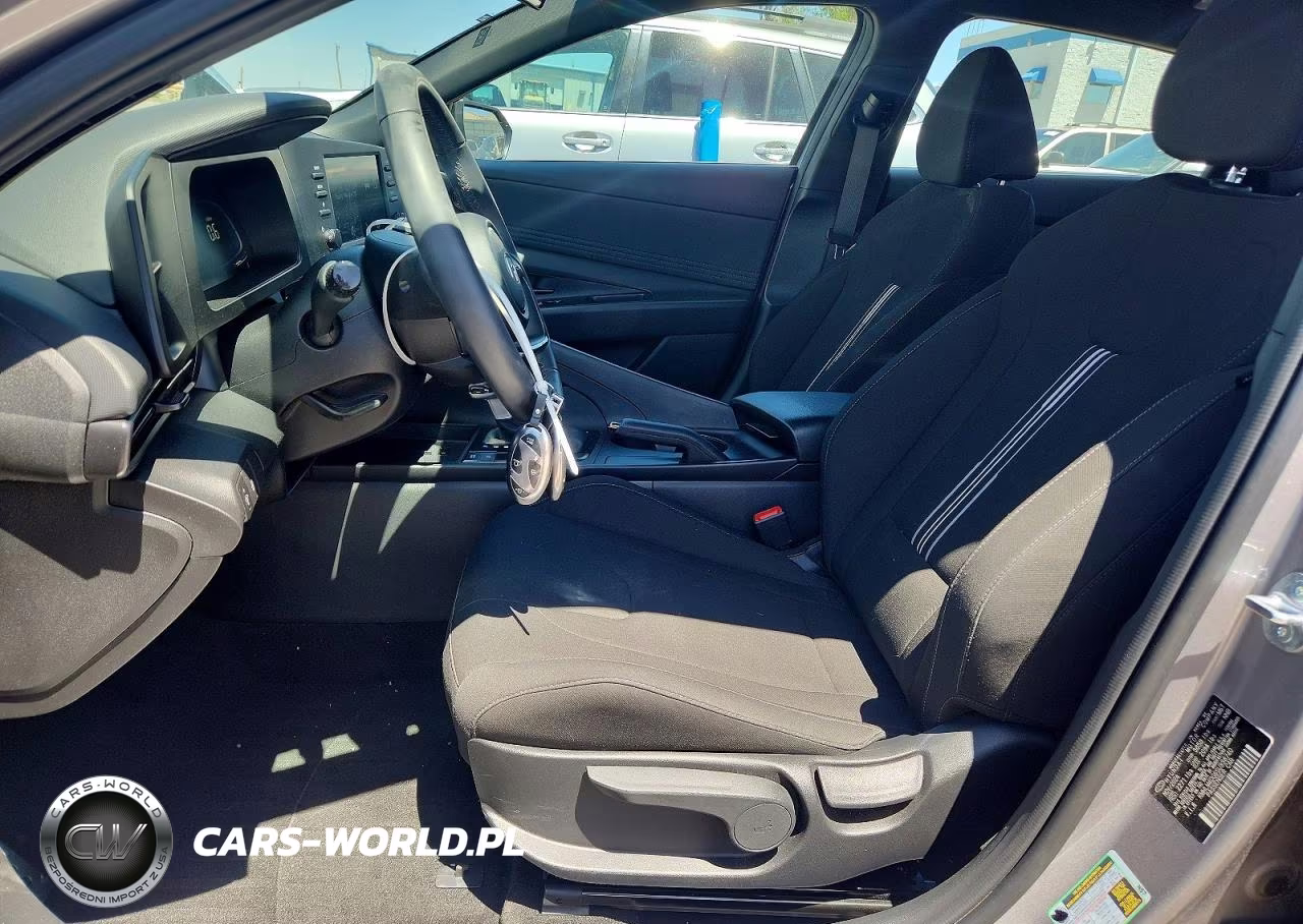 2025 Hyundai Elantra Sel Sport VIN:KMHLM4DG6SU938740 - 7