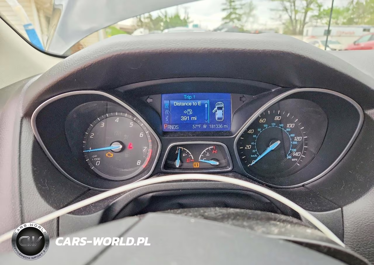 2014 Ford Focus Se VIN:1FADP3K26EL105893 - 9