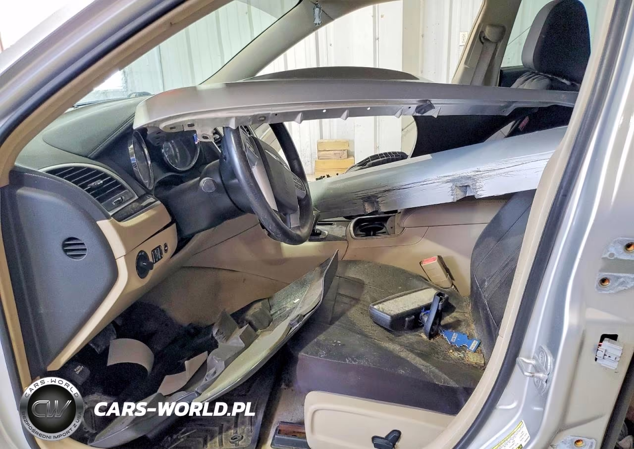 2012 Chrysler 300 VIN:2C3CCAAG1CH289268 - 7