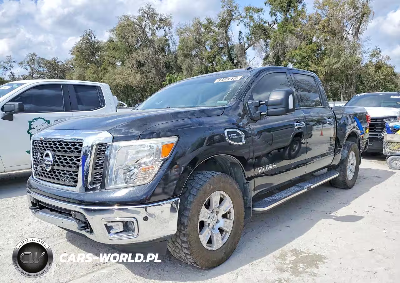 2017 Nissan Titan Sv