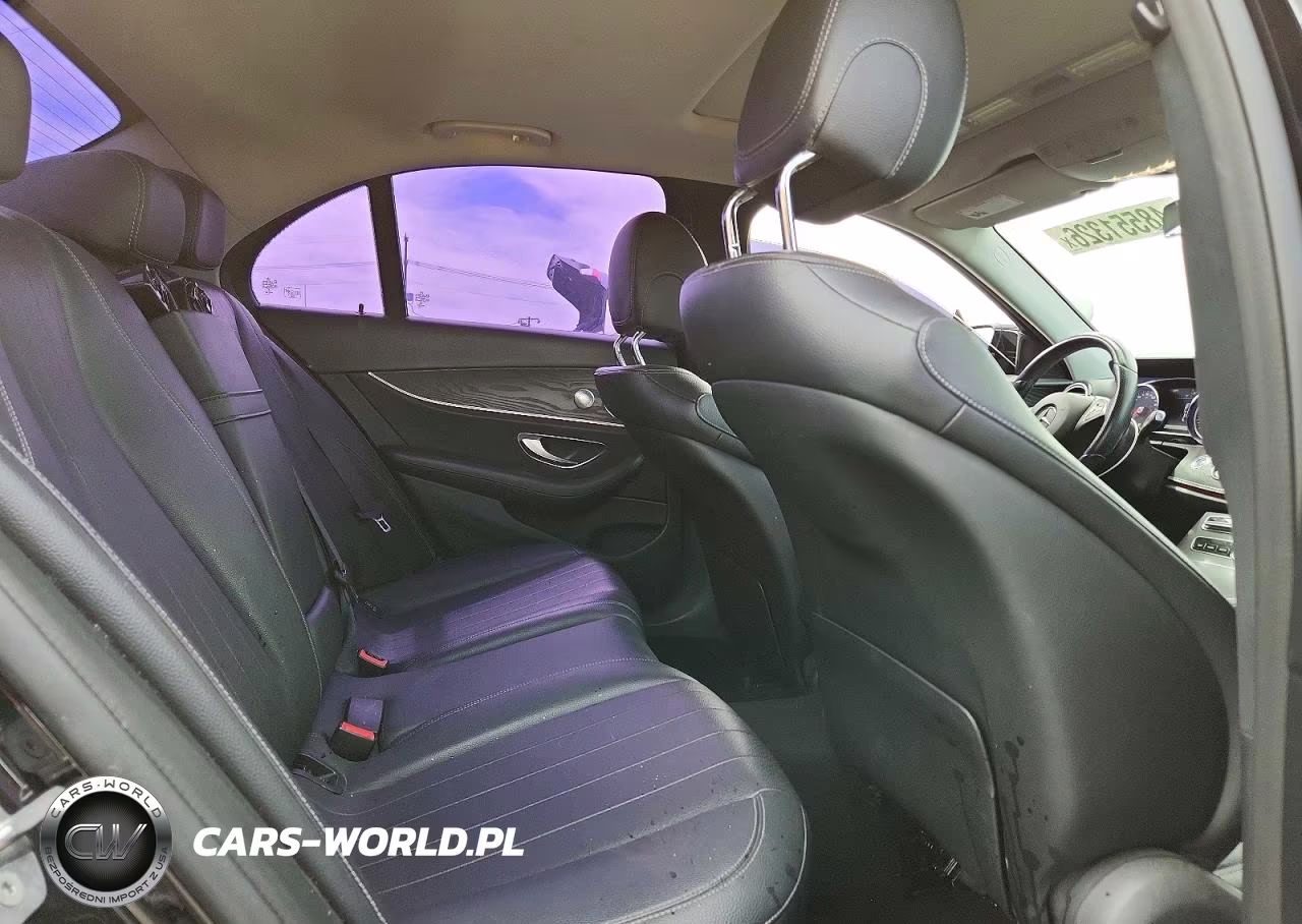 2018 Mercedes-Benz E 300 VIN:WDDZF4JB2JA378884 - 10