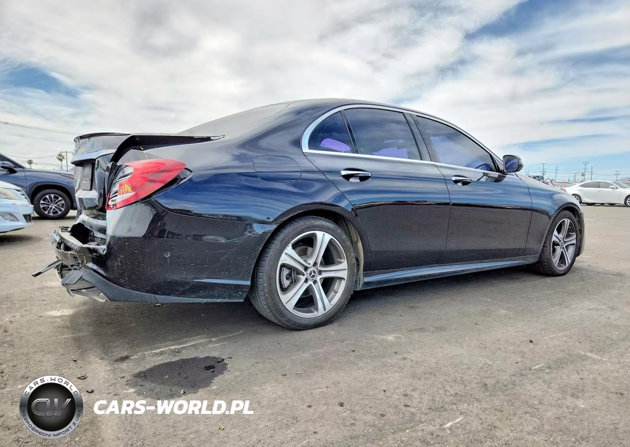 2018 Mercedes-Benz E 300 VIN:WDDZF4JB2JA378884 - 3