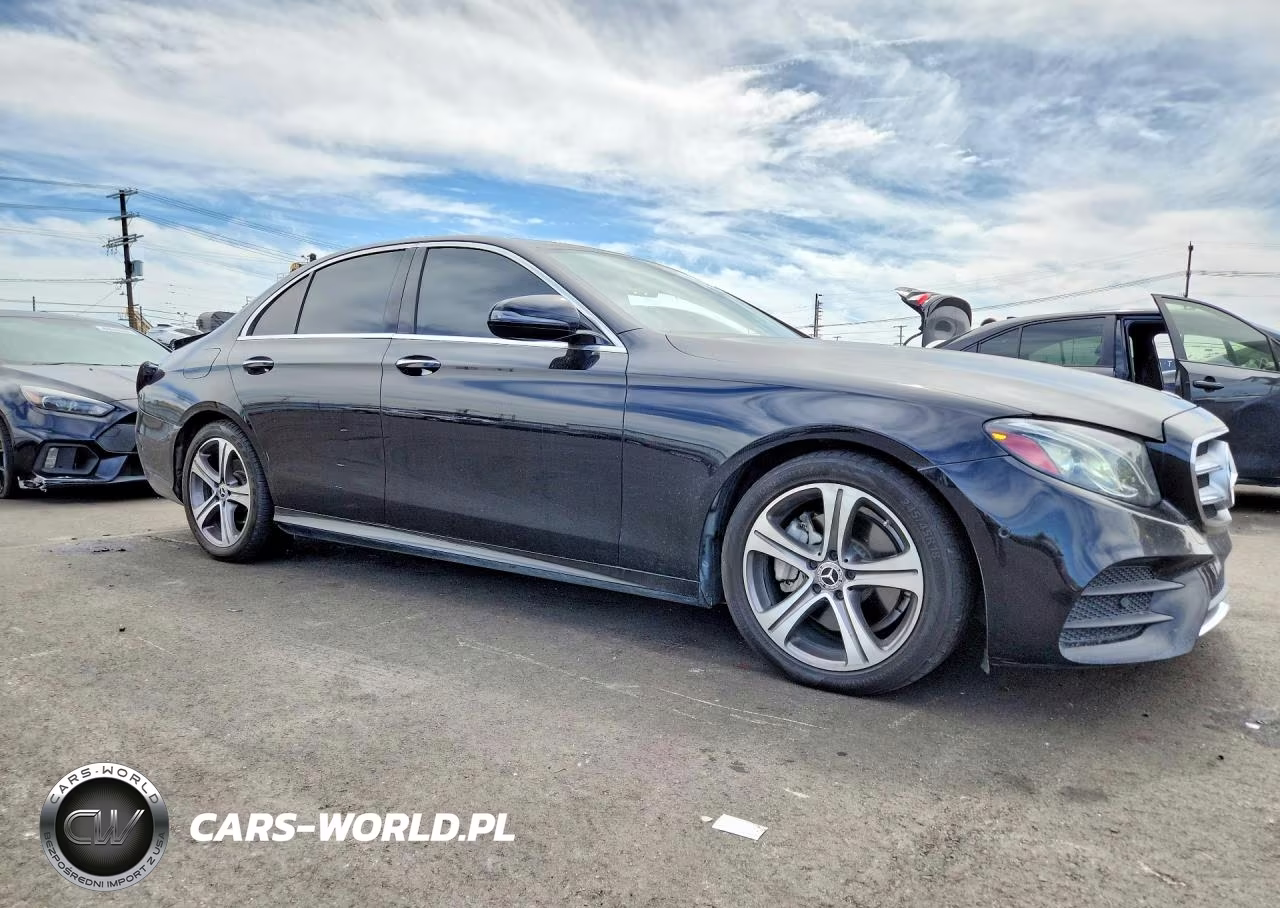 2018 Mercedes-Benz E 300 VIN:WDDZF4JB2JA378884 - 4