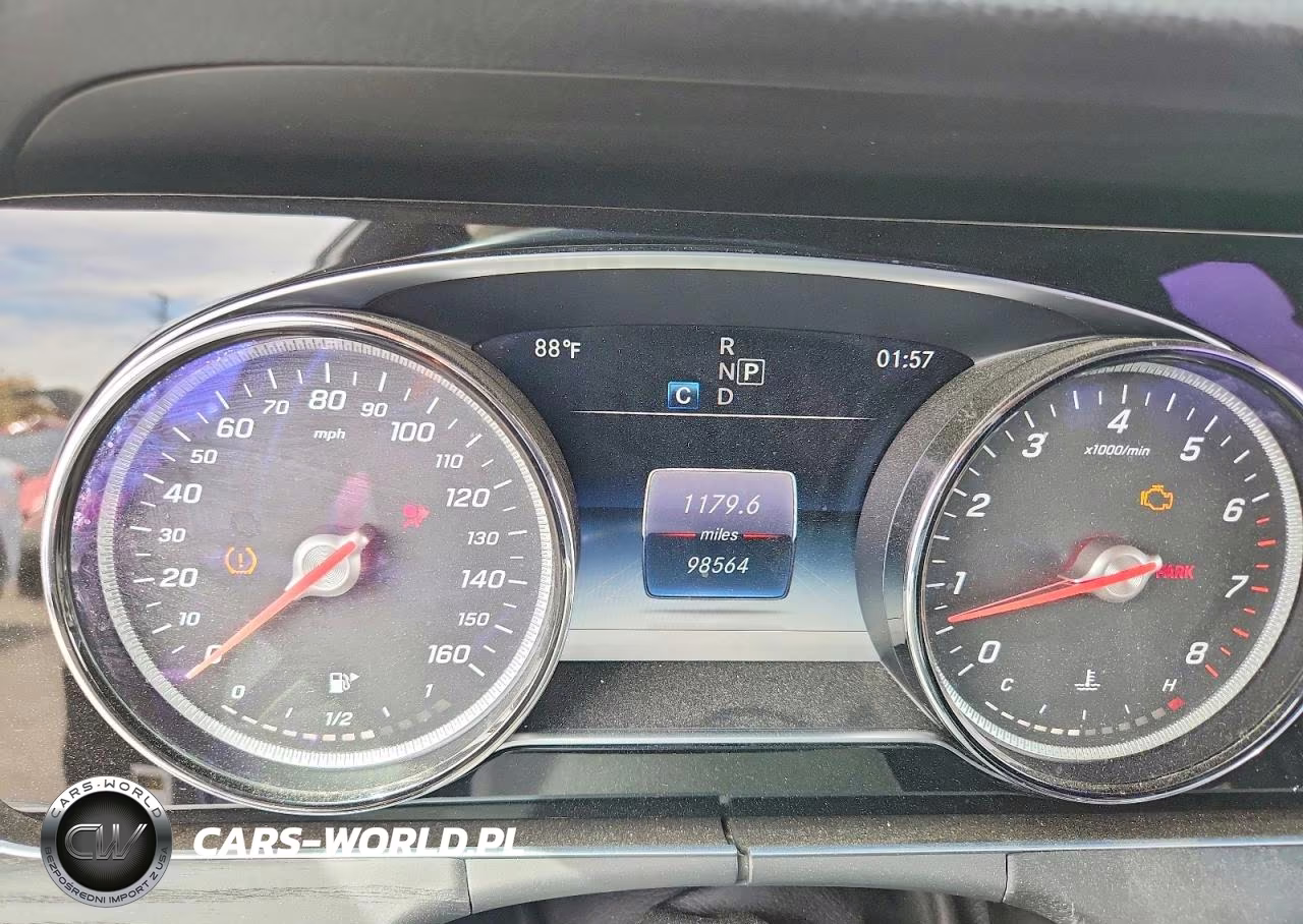 2018 Mercedes-Benz E 300 VIN:WDDZF4JB2JA378884 - 9
