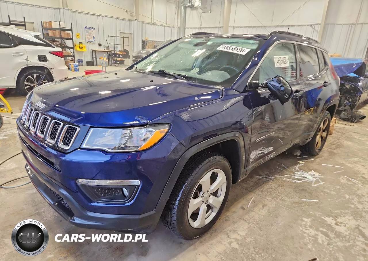 2018 Jeep Compass Latitude VIN:3C4NJDBB2JT342420 - 1