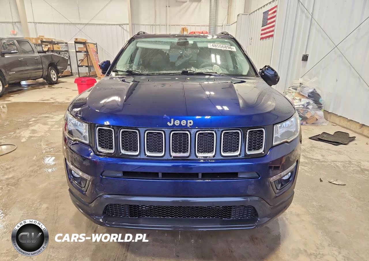 2018 Jeep Compass Latitude VIN:3C4NJDBB2JT342420 - 5