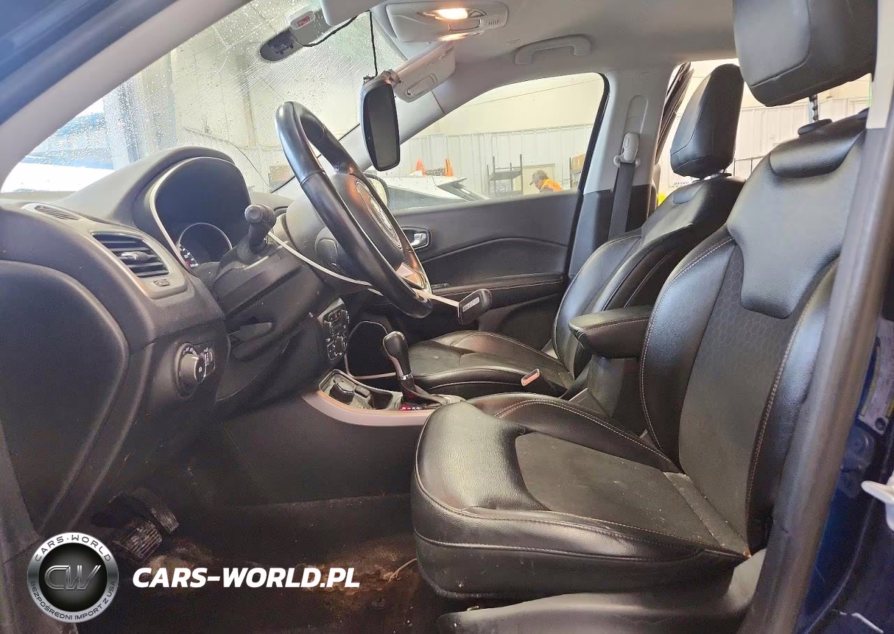 2018 Jeep Compass Latitude VIN:3C4NJDBB2JT342420 - 7