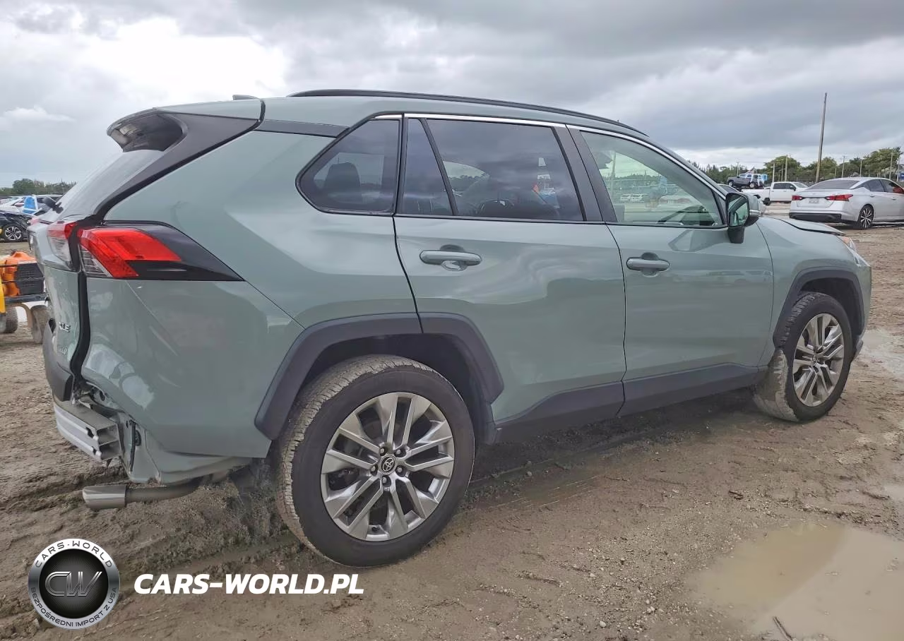 2020 Toyota Rav4 Xle Premium VIN:JTMC1RFV5LD049886 - 3
