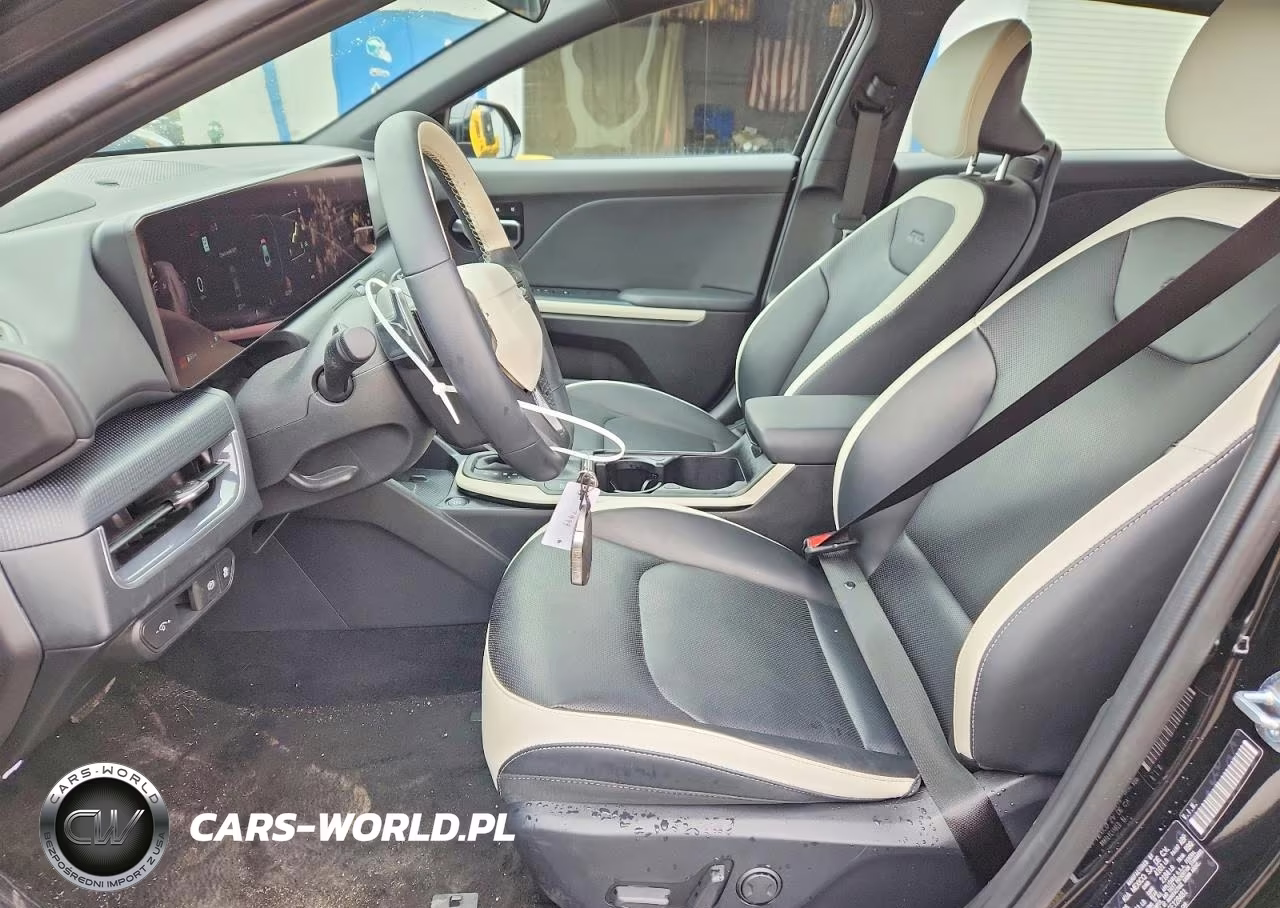 2025 Kia K4 Gt-Line VIN:3KPFW4DE0SE128481 - 7