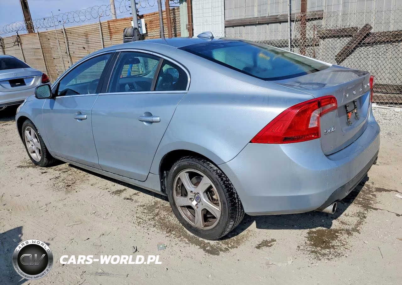 2013 Volvo S60 T5 VIN:YV1612FS7D2201572 - 2