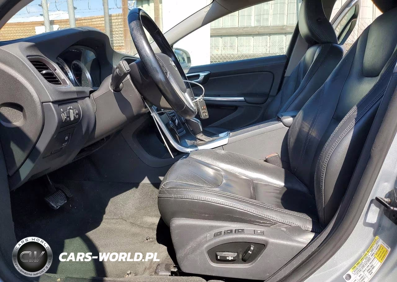 2013 Volvo S60 T5 VIN:YV1612FS7D2201572 - 7