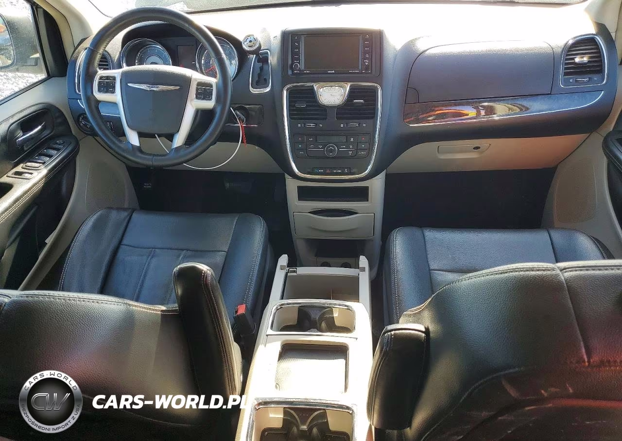 2014 Chrysler Town & Country Touring VIN:2C4RC1BG1ER435329 - 8