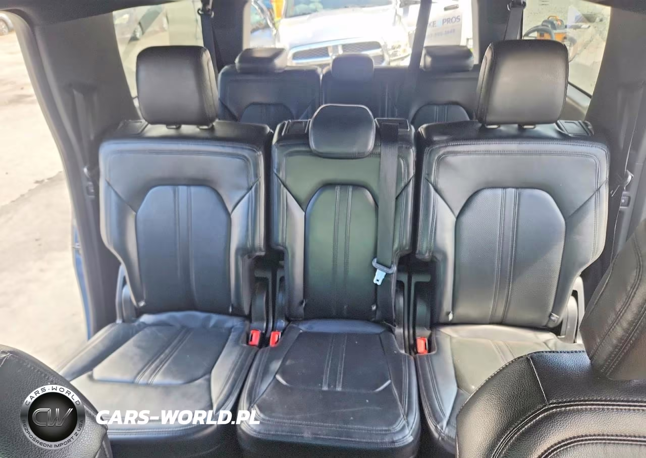 2019 Ford Expedition Max Limited VIN:1FMJK1KT4KEA15761 - 10