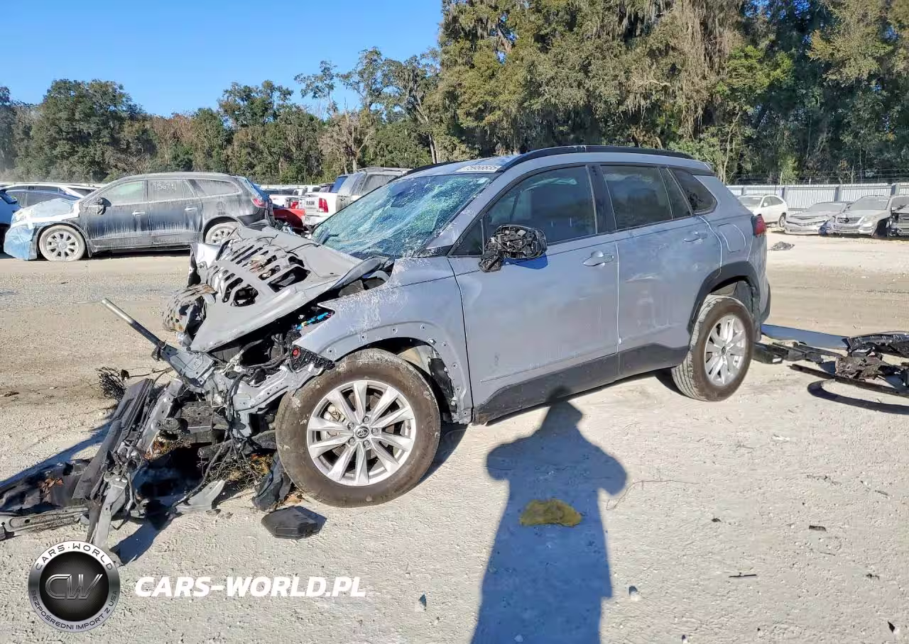 2024 Toyota Corolla Cross Le