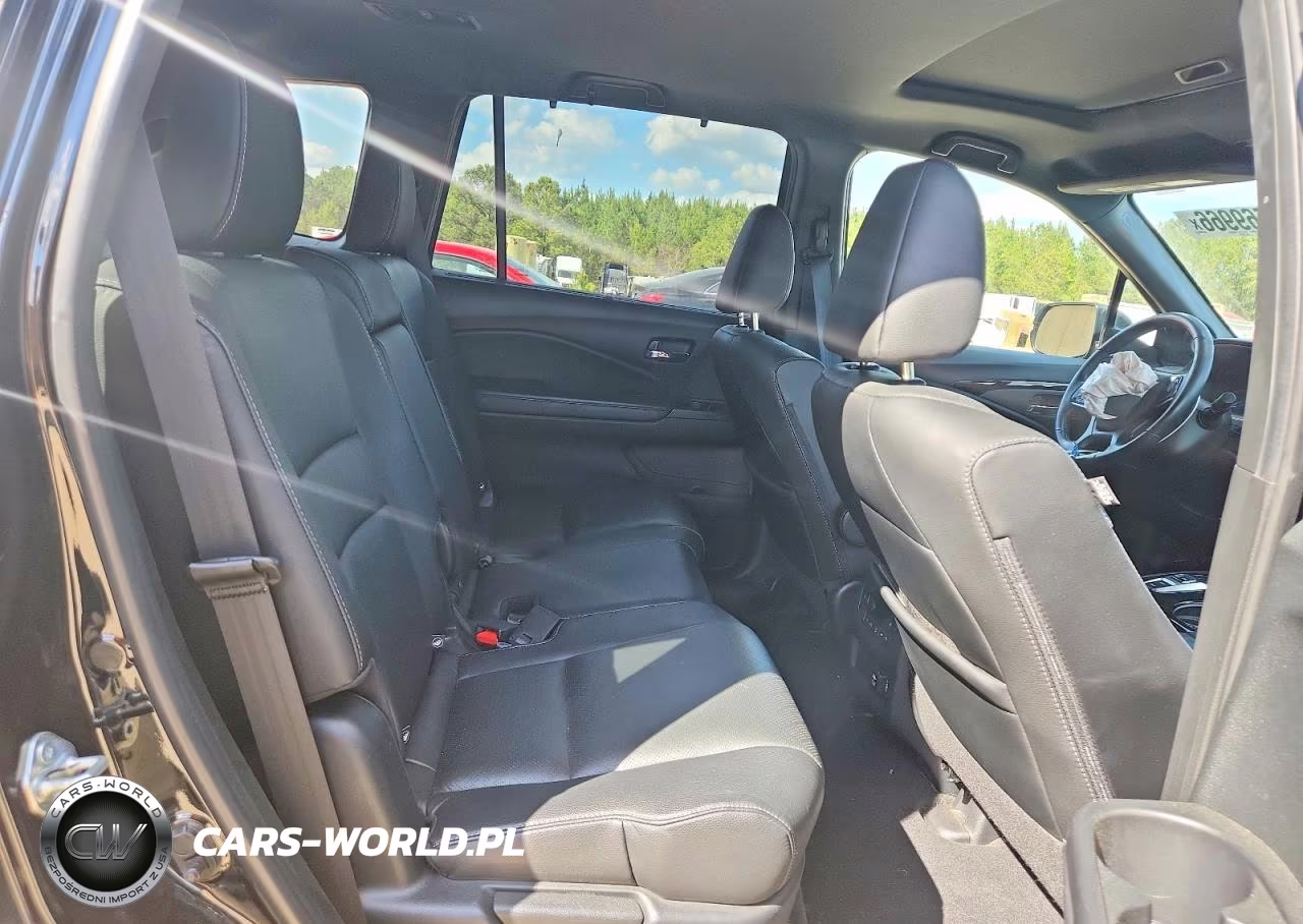 2021 Honda Passport Touring VIN:5FNYF8H96MB022515 - 10
