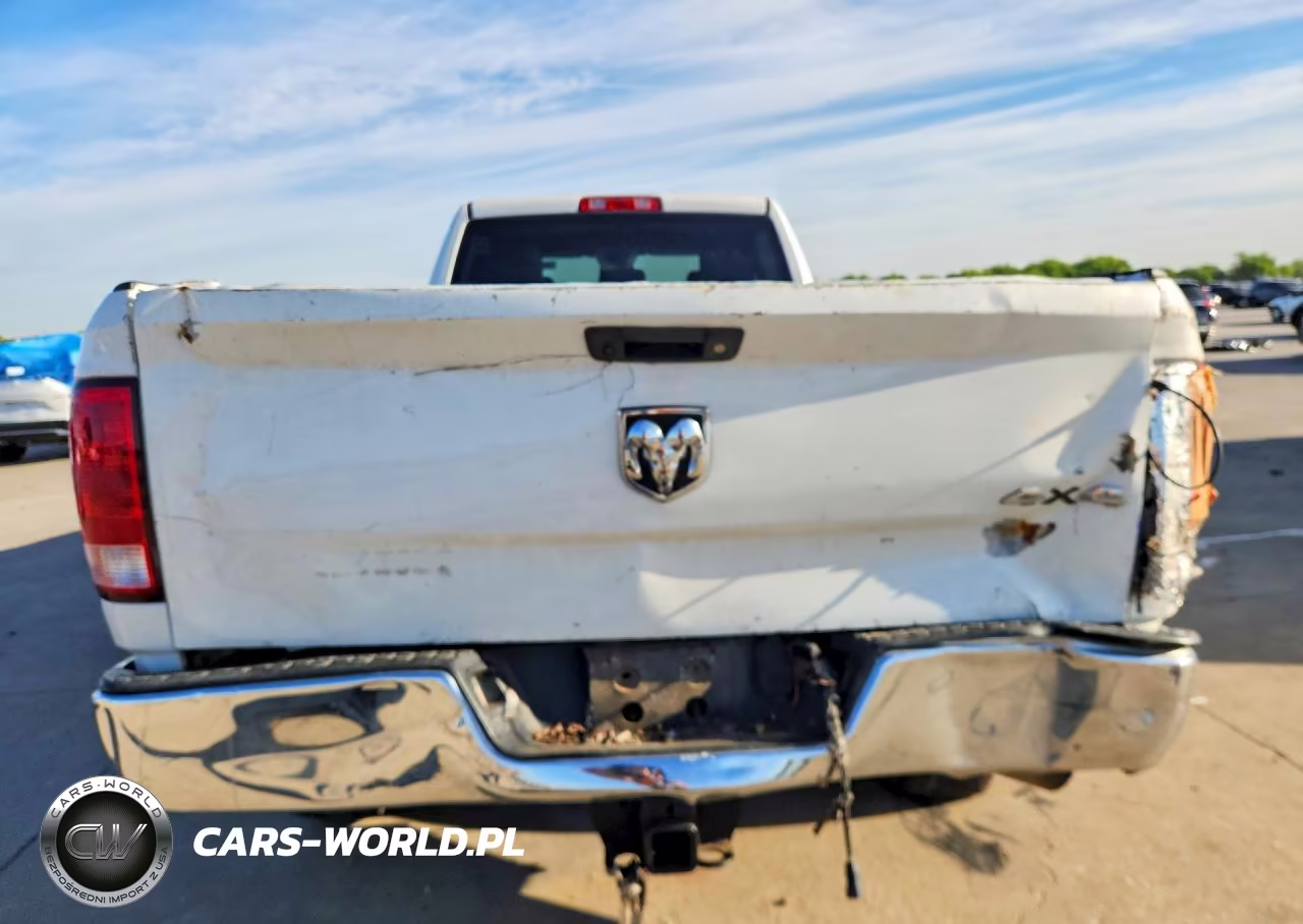 2018 Ram 2500 St VIN:3C6UR5HJ4JG327510 - 6