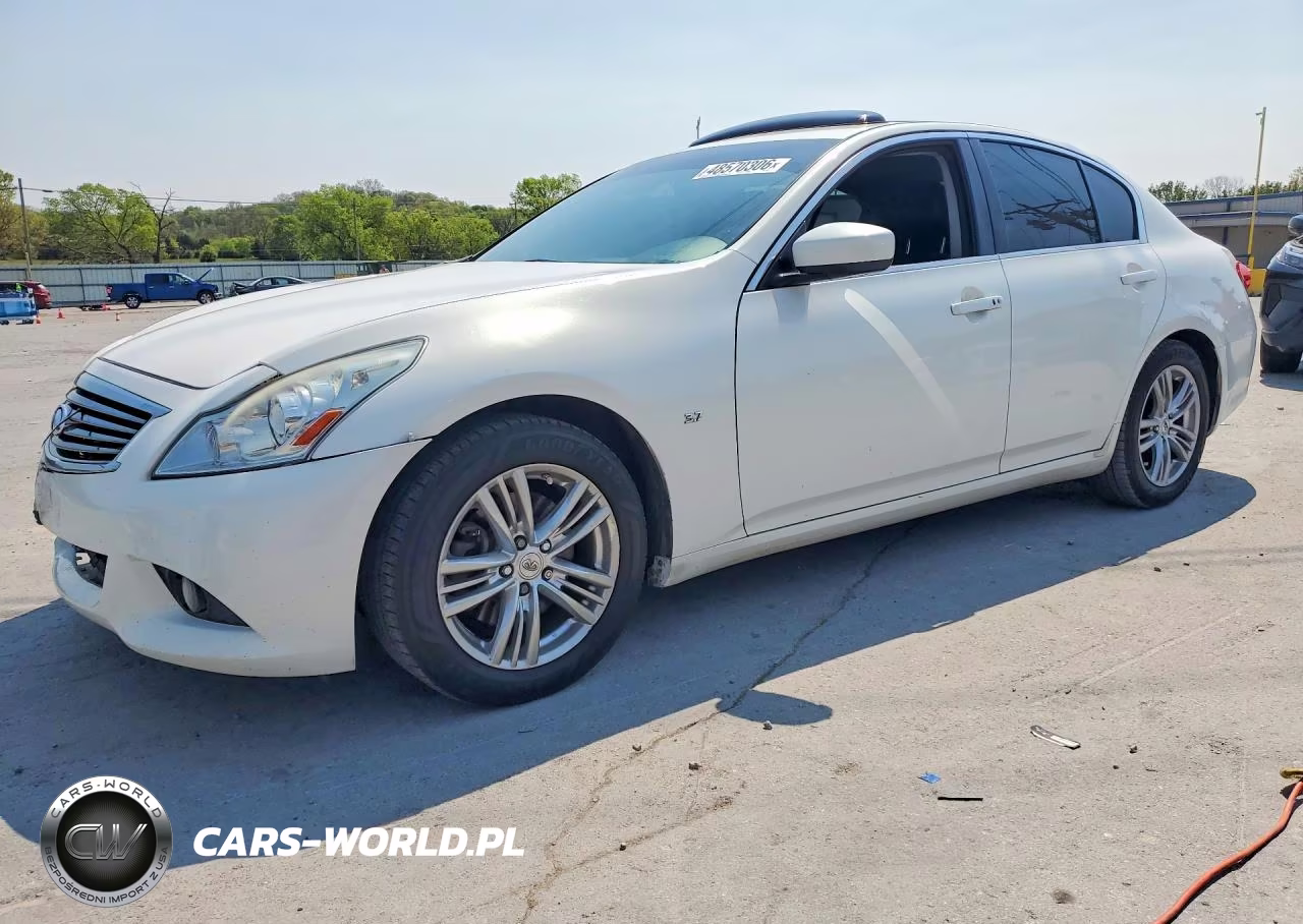 2015 Infiniti Q40 Base